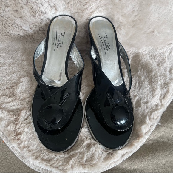 Emilio Pucci Patent Leather Thong Heels - Picture 9 of 11